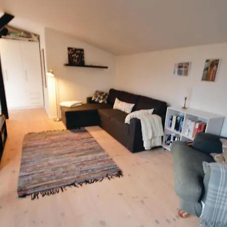 Four-bedroom Holiday In Casa vacanze